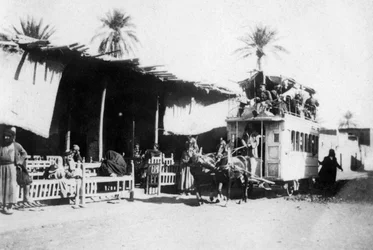 Tramway, route de Kazimain, Bagdad, Irak, 1917-1919