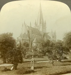 Cathédrale de Trondhjem, dont les traditions remontent à huit siècles, Norvège, vers 1905