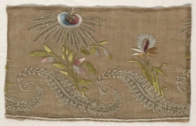 Deux fragments de broderie, 18ème siècle