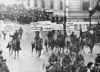 1ère Armée américaine dans le défilé de la victoire, New York, USA, 10 septembre 1919