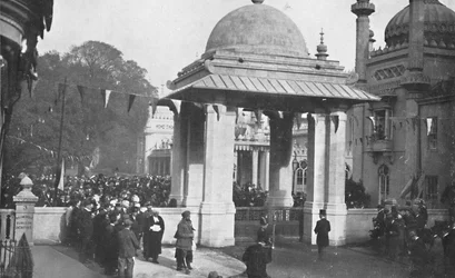 Inauguration de la porte commémorative indienne par le Maharaja de Patiala, 26 octobre 1921, 1939