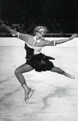 Vera Hrubá, patineuse artistique tchèque, Jeux olympiques d