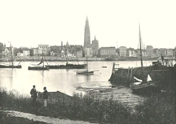 Vue à travers la rivière vers la cathédrale, Anvers, Belgique, 1895