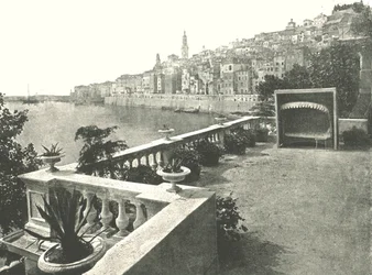 Vue de la ville depuis la baie, Menton, France, 1895