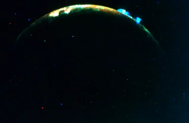 Éruption volcanique sur la lune de Jupiter, Io, 1979