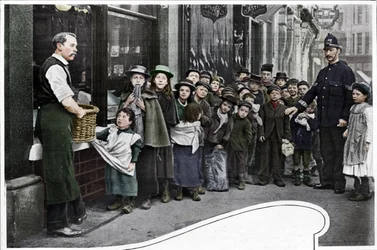 En attendant les colis alimentaires, Cheapside, vers 1903
