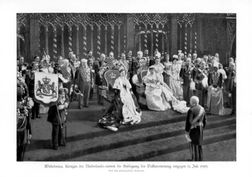 Wilhelmina des Pays-Bas, 1880-1962, 5 juillet 1898, 1900