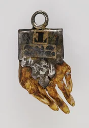Amulette de patte de taupe de sorcière, 18ème siècle