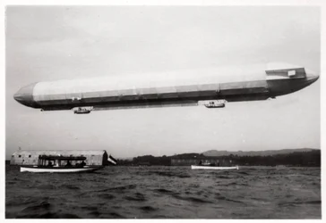Zeppelin LZ3 en vol, Allemagne
