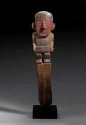 Un marqueur figuratif en bois Chimu, c.1100-1400