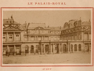 Commune de Paris (1871) : vue du Palais-Royal (Palais Royal) à Paris avant l