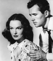 Dorothy Hart et Howard Duff