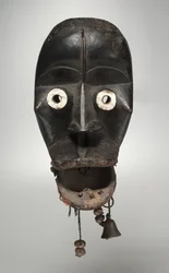 Masque facial, début 1900s
