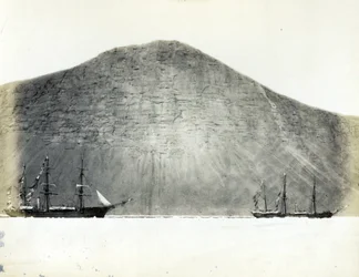 Jeûne de la banquise, sous le cap Prescott, baie Franklin Pierce
