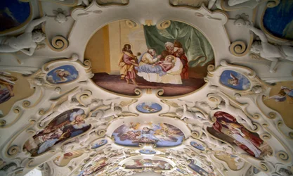 Plafond fresqué de la chapelle du château de Bojnice, Trencin. (Détail). Slovaquie.