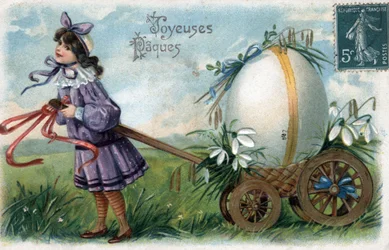 Carte de vœux de Pâques : une petite fille piège un œuf géant dans une charrette - Carte postale fin 19e-20e siècle