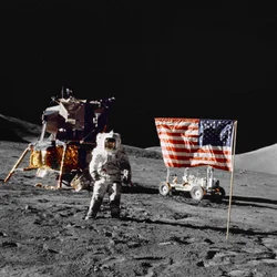Harrison H Schmitt sur la surface lunaire lors de la mission Apollo 17