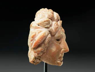 Tête de Méduse, de Bactriane ou Gandhara, IIe-Ier siècle av. J.-C.