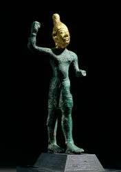 Idole du dieu de la tempête Baal, de Syrie, Âge du bronze (c.1350-1250 av. J.-C.) (bronze et or)