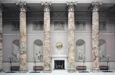 Kedleston Hall, intérieur du Marble Hall, construit par Robert Adam (1728-92), Derbyshire, Royaume-Uni