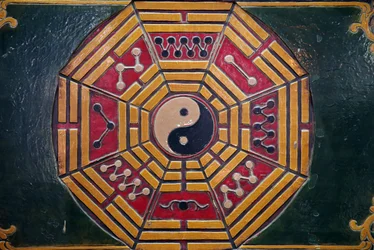 Pagode taoïste Khanh Van Nam Vien. Symbole du Yin Yang