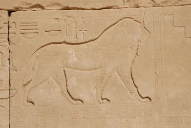 Sculpture de lion, Karnak, Louxor, Égypte (photo)