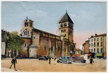 Midi-Pyrénées, Haute-Garonne, Saint-Gaudens : vue extérieure de l