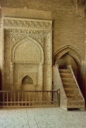 Mihrab et minbar dans la salle du Sultan Uljaitu, probablement XIIIe/XIVe siècle