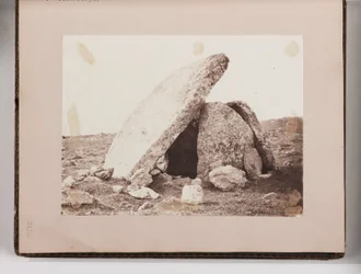 Monument néolithique, Pays de Galles, vers 1860