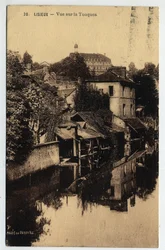 Normandie, Calvados (14), Lisieux : maisons au bord de la Touques - Carte postale datée de 1934
