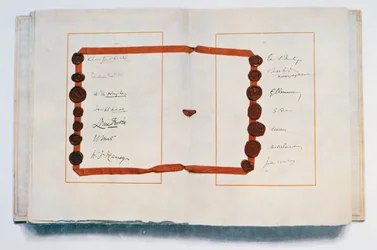 Page du Traité de Versailles avec les signataires, 28 juin 1919
