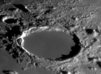 Cratère Plato