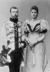 Photographie de portrait du Tsar Nicolas II (1868-1918) et de la Princesse Alix de Hesse (1872-1918) c.1894 (photo n/b)