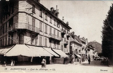 Rhône-Alpes, Savoie, Albertville : vue du Quai des Allobroges - Carte postale fin 19e-20e siècle