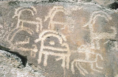 Gravures rupestres dans la vallée de Hunza, près de la zone archéologique de Karimabad, Pakistan