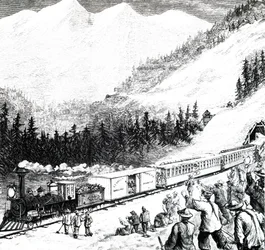 Le chemin de fer du Pacifique dans les montagnes de la Sierra Nevada