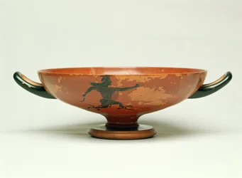 La Poursuite de Persée, kylix à figures noires attiques réalisé par le maître Pepaks, 525-520 av. J.-C. (poterie)