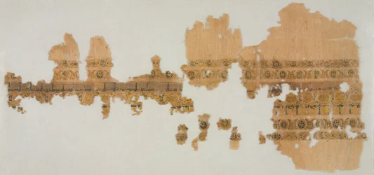 Tiraz avec or, 1094-1101