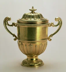 Coupe à deux anses et couvercle, par Jacob Margas, Londres