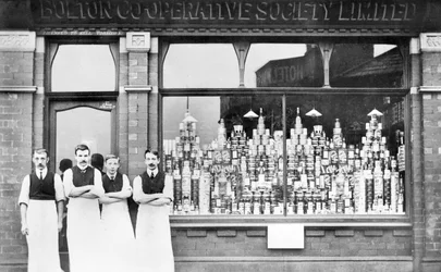 Royaume-Uni : Magasin de la Société Coopérative de Bolton
