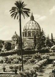 Vue des jardins du Vatican et de la basilique Saint-Pierre à Rome