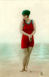 Femmes en maillots de bain, vers début 1900 (carte postale)