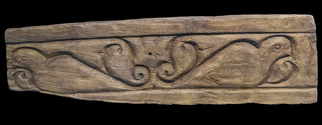 Boiserie dans le style biseau. Égypte, IXe siècle. Pin sculpté. Musée du Louvre