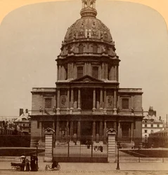 Dôme des Invalides, où repose le grand guerrier - Tombeau de Napoléon Ier, Paris, France, 1900