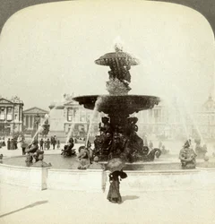 Fontaine, Place de la Concorde, Paris, France