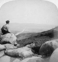 Rivière Tugela et mont Alice depuis Spion Kop, Afrique du Sud, 1901