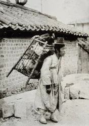 Marchand de poulets, Corée, fin du XIXe siècle