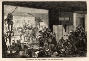 Des coolies (serviteurs) nettoyant une grande maison, pour les préparatifs du Nouvel An, ce ménage se termine par des manifestations joyeuses et grotesques : l