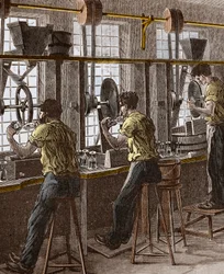 Taille et polissage du cristal et du verre
