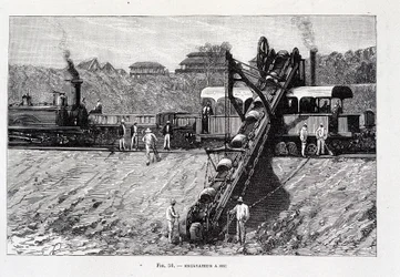 Dragueur à sec sur le chantier du canal de Suez